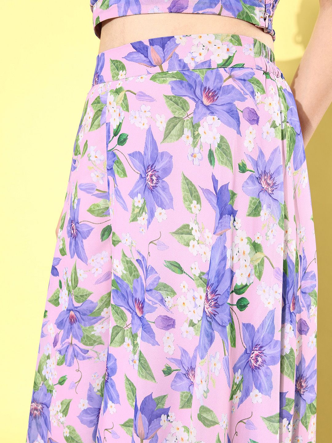 Quiero dicetak atas dengan palazzos