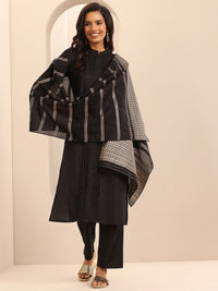 Libas Black Mandarin Collar Straight Kurta with Trousers & With Dupatta
