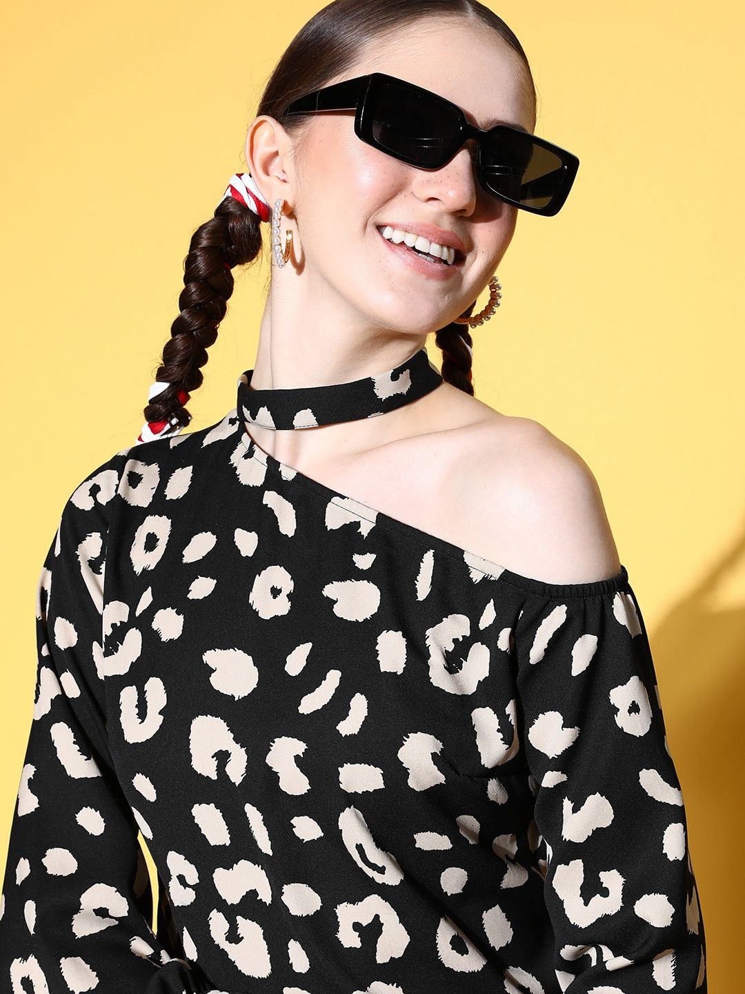 Berrylush Deep Black Animal Printed New Neckline Top