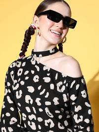 Berrylush Deep Black Animal Printed New Neckline Top