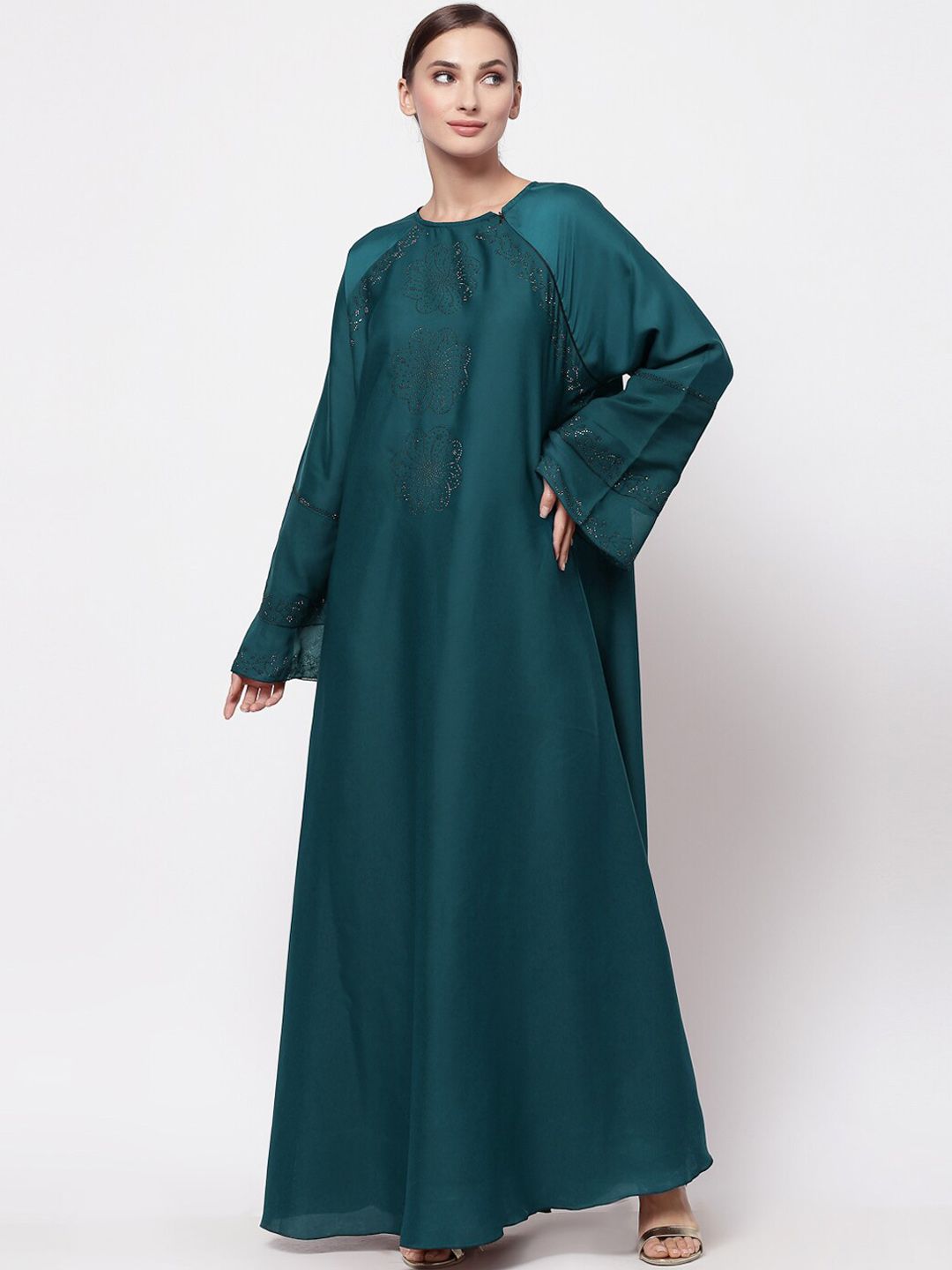 KLOTTHE Women Turquoise Blue Embellished Abaya Burqa With Hijab