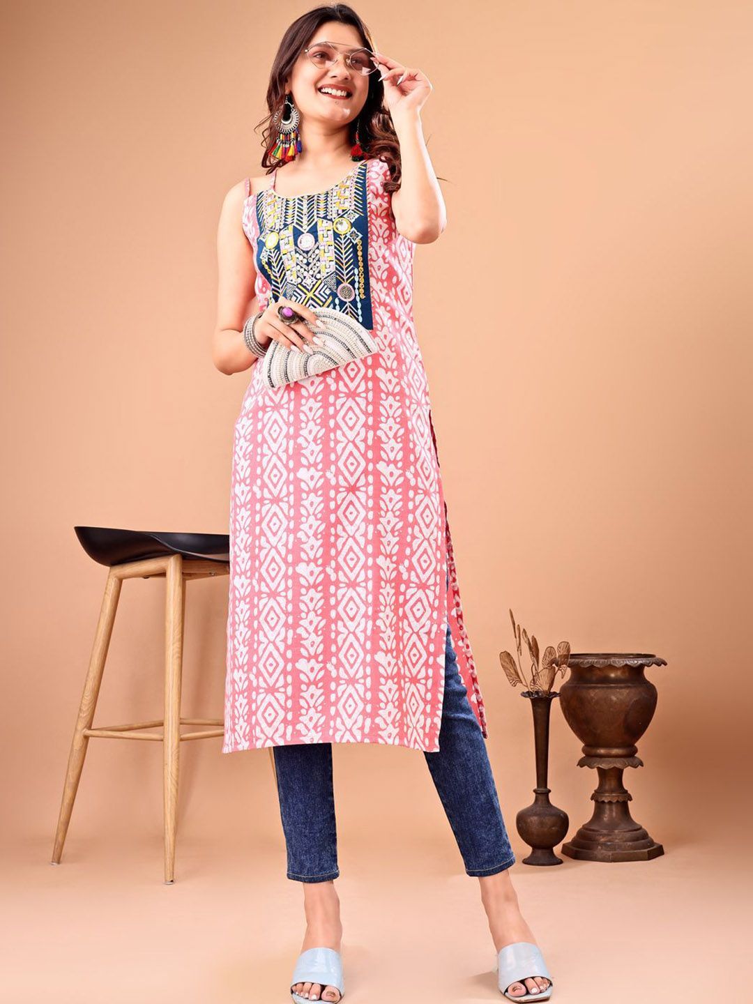 KALINI Women Printed Patchwork Kurta