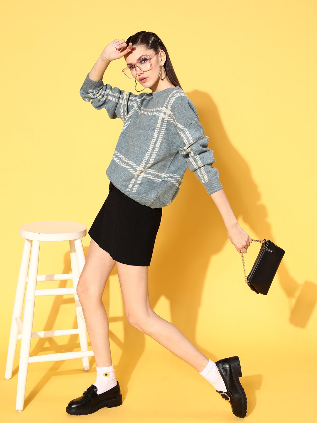 Berrylush Women Attractive Blue Checked Knits Bits Sweater
