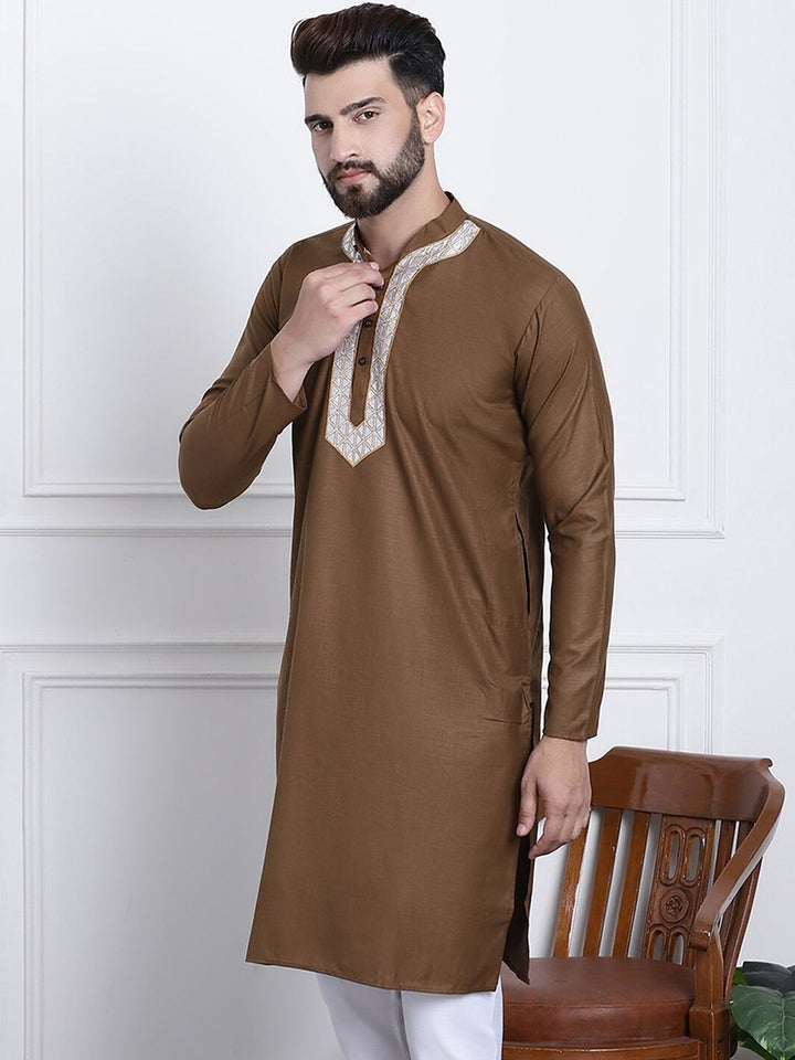 SOJANYA Band Collar Geometric Thread Work Cotton Kurta