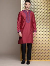 House of Pataudi Indie Floral Embroidered Jashn Kurta