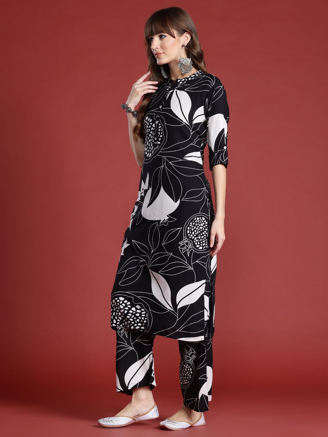 Indo Era Women Printed Regular Kurta with Palazzos