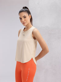 HRX by Hrithik Roshan Mesh Detail Rapid-Dry Running T-shirt with Reflective Elements