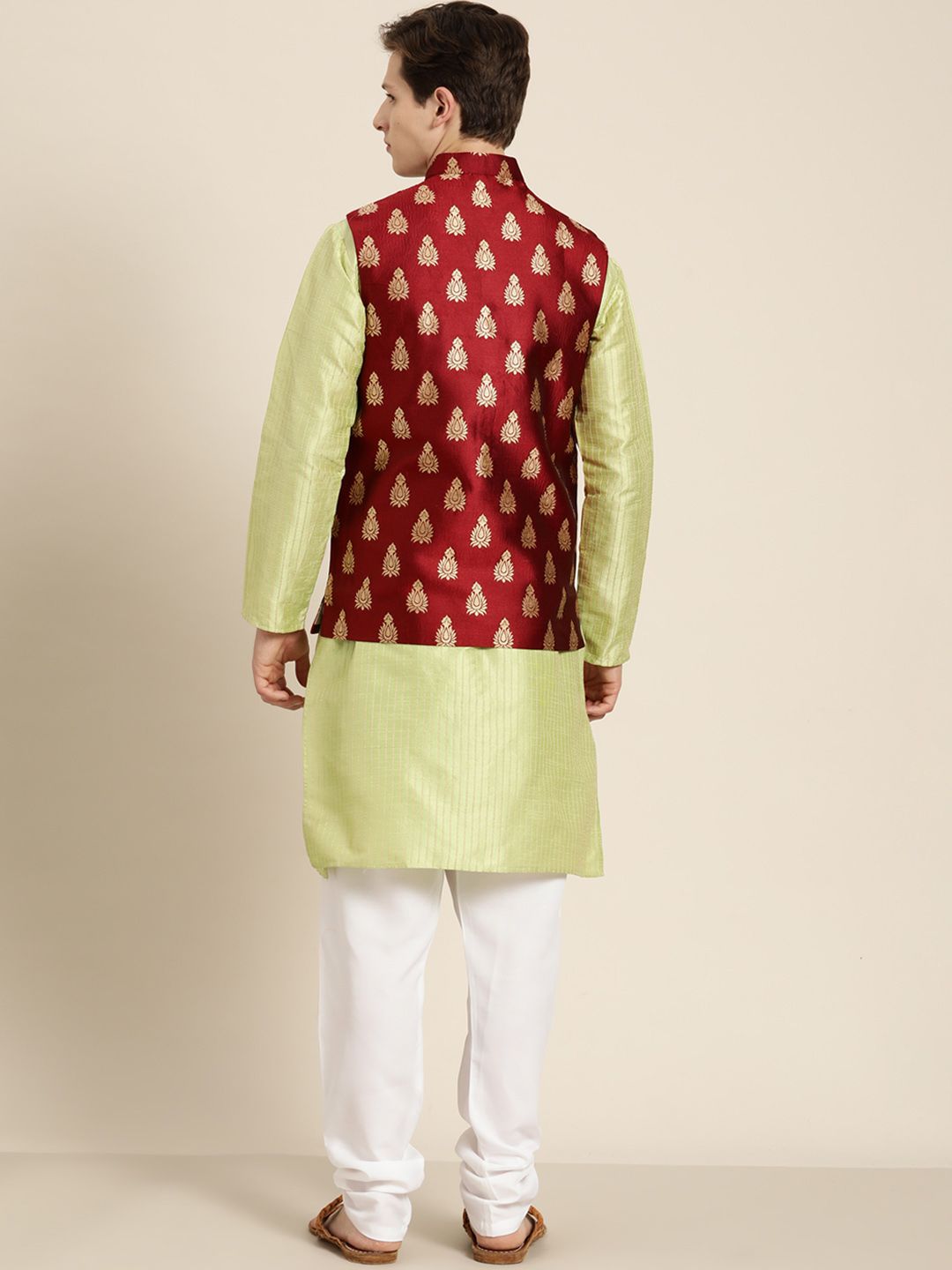 SOJANYA Men Lime Green & Beige Striped Thread Work Straight Kurta Churidar Nehru Jacket