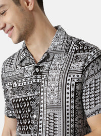 Campus Sutra Men Black & White Graphic Printed Co-Ords