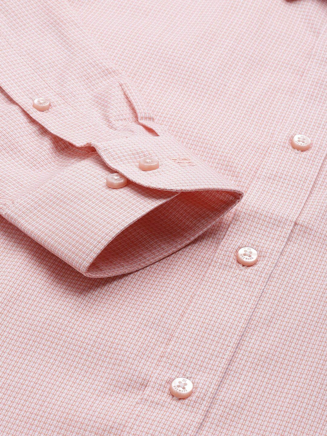 Raymond Men Peach-Coloured & Off-White Pure Cotton Self-Checked Slim Fit Formal Shirt