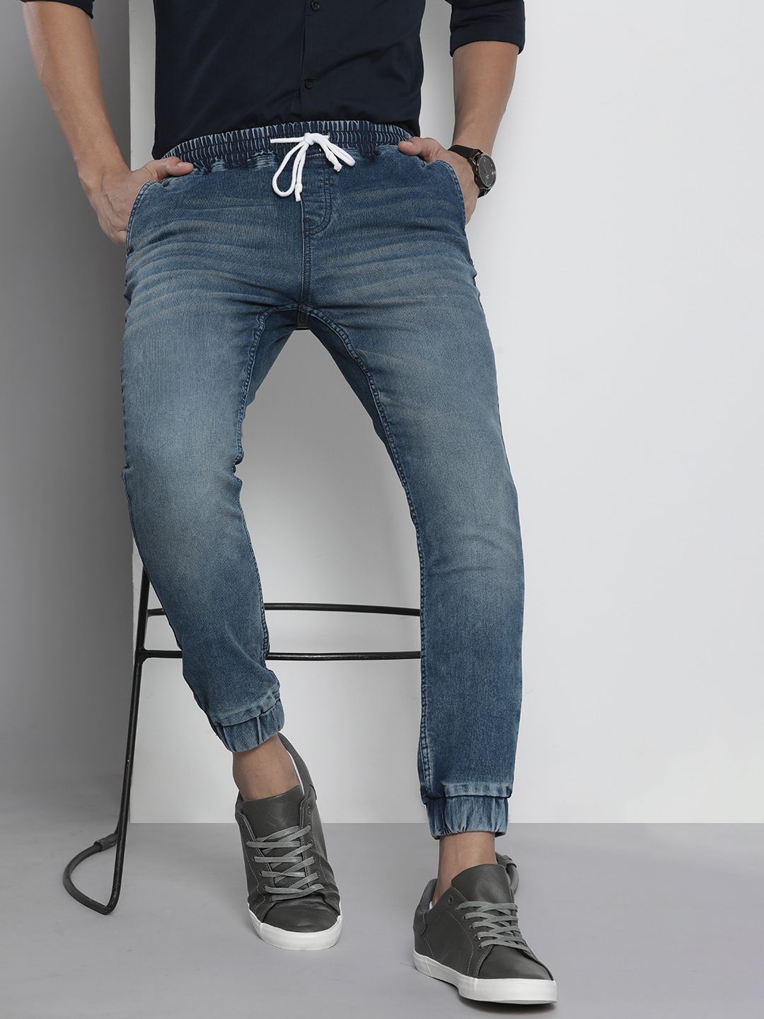The Indian Garage Co Men Blue Cropped Jogger Heavy Fade Jeans
