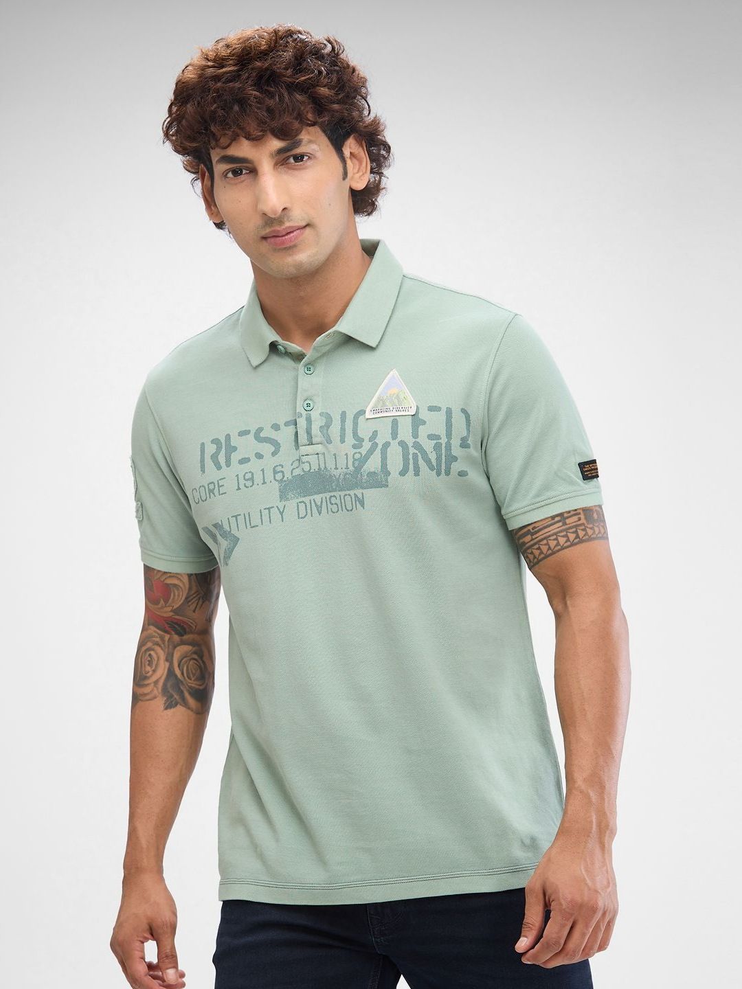SPYKAR Men Typography Printed Polo Collar Slim Fit T-shirt