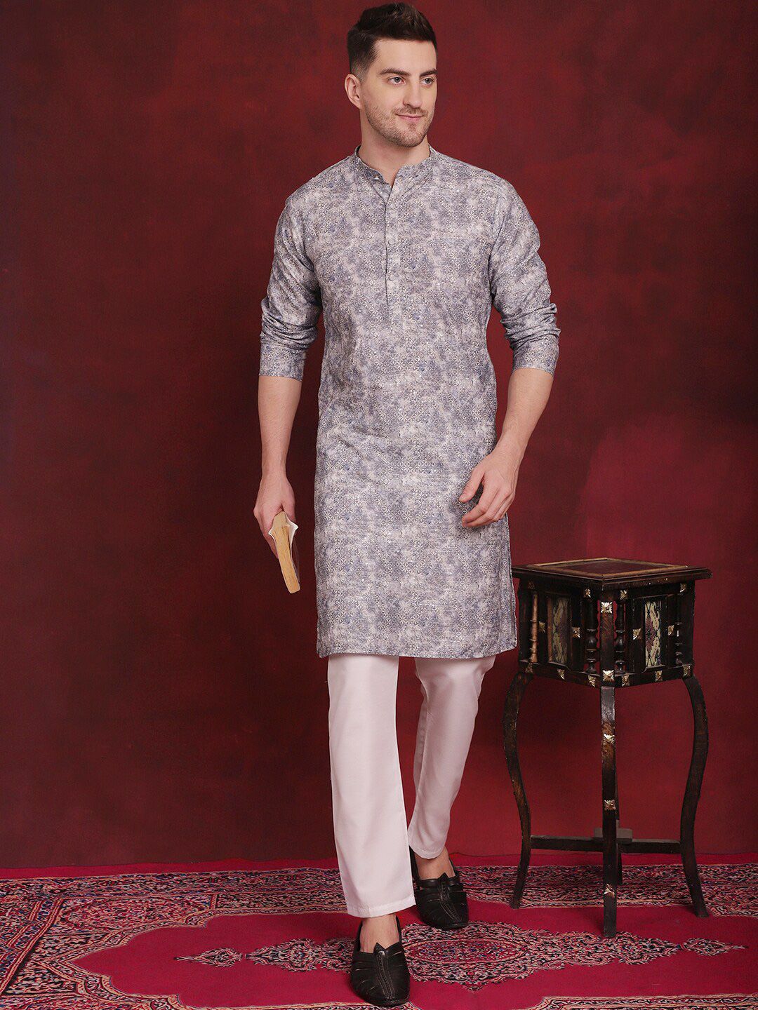 Anouk Floral Printed Regular Cotton Kurta With Pyjamas