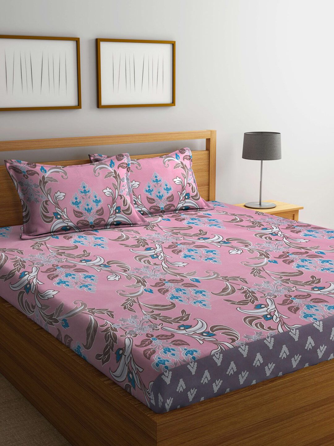 KLOTTHE Pink Floral Polycotton 300 TC King Fine Bedsheet with 2 Pillow Covers-106 x 106 inches