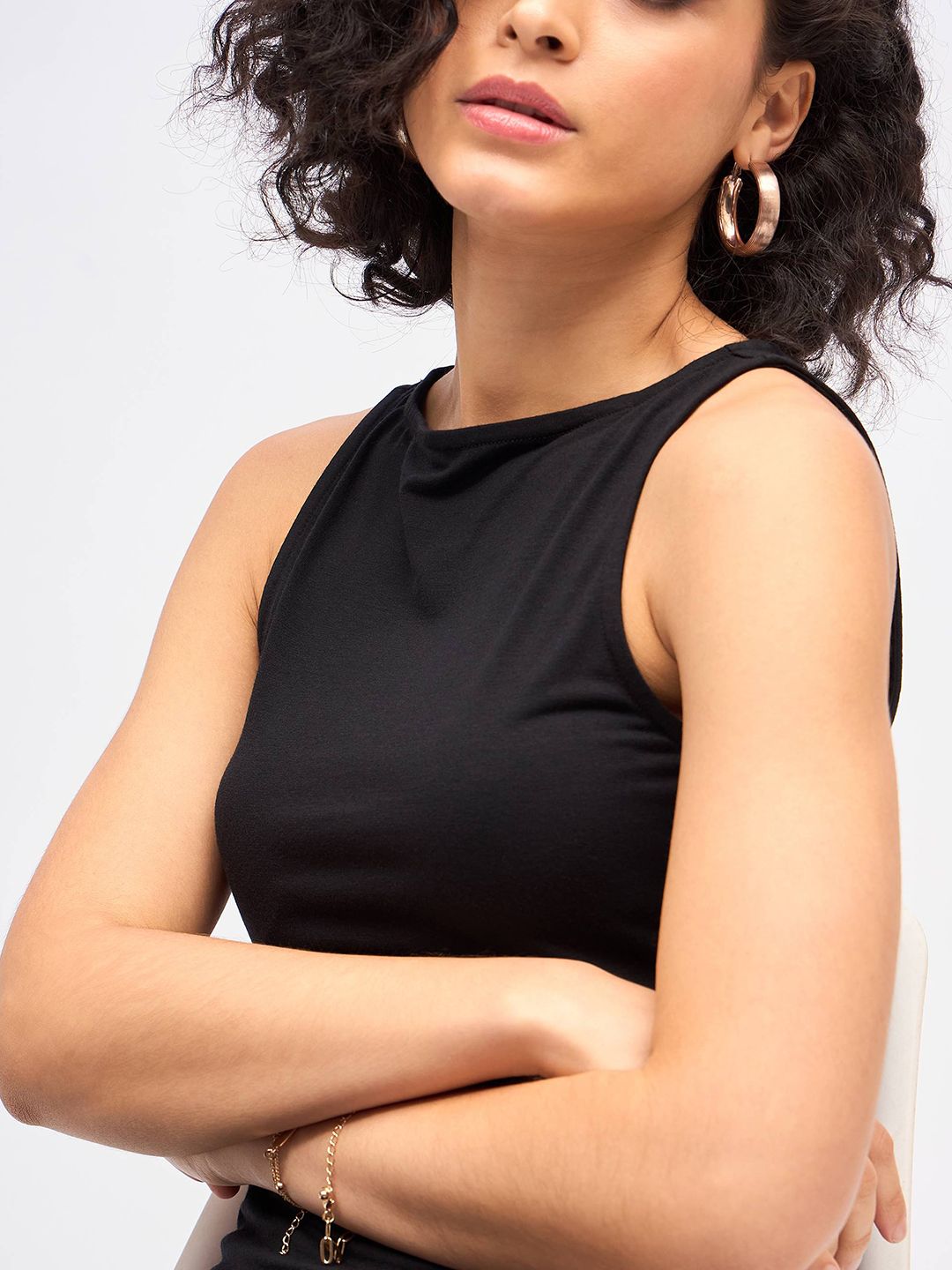 SASSAFRAS Black Bodycon Midi Dress