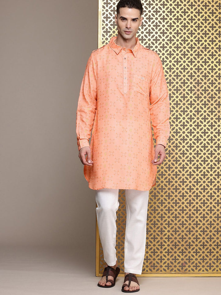 House of Pataudi Floral Printed Pathani Jashn Kurta