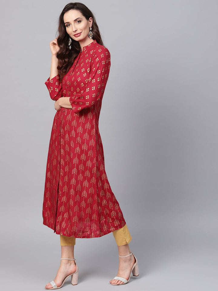 SOJANYA Women Maroon & Golden Foil Print A-Line Kurta