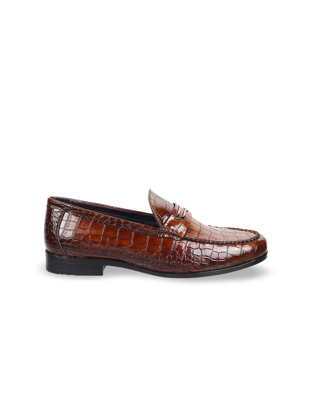 Mochi Men Textured Leather Formal Loafers