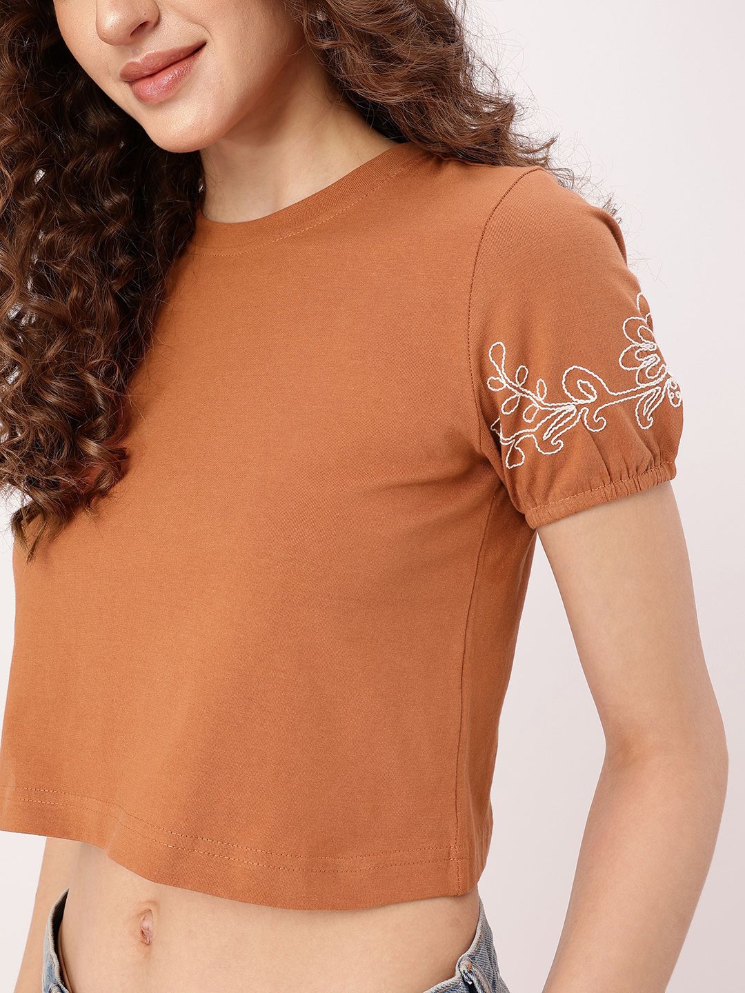 DressBerry Cute Femi Embroidered Charm Crop Top