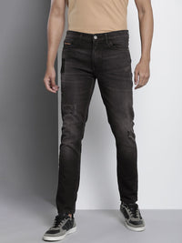 The Indian Garage Co Men Slim Fit Light Fade Stretchable Jeans