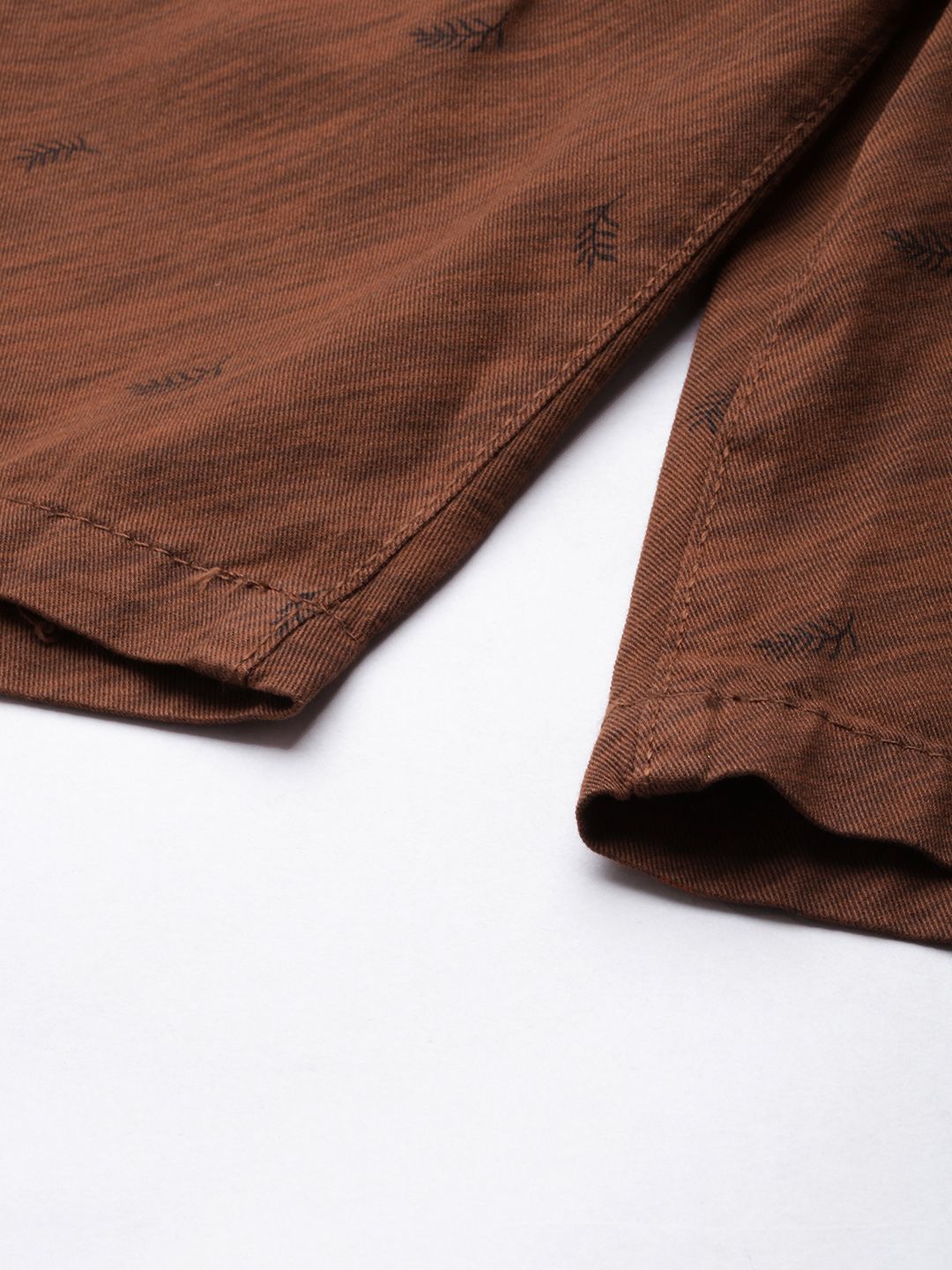 The Indian Garage Co Men Brown Tropical Printed Slim Fit Shorts