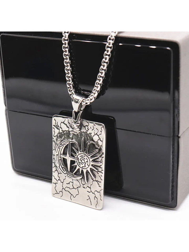 SALTY Men Silver-Toned Monster'S Eye Locket Chain
