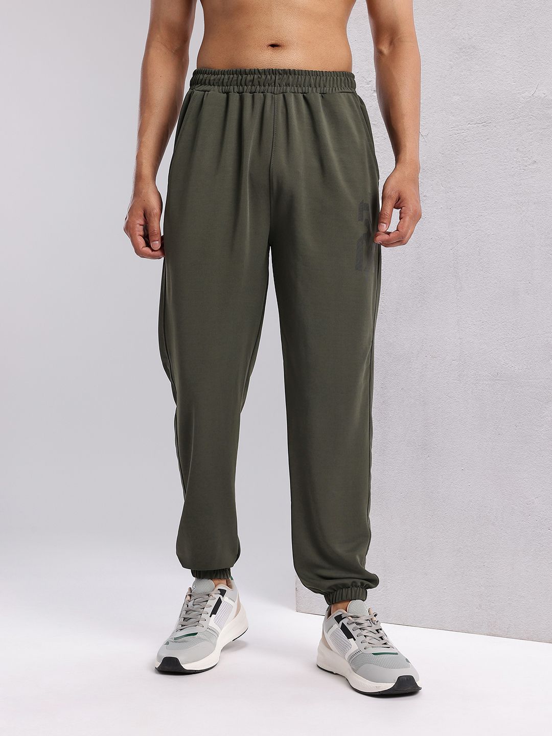 HRX by Hrithik Roshan Men Rapid-Dry Training Joggers
