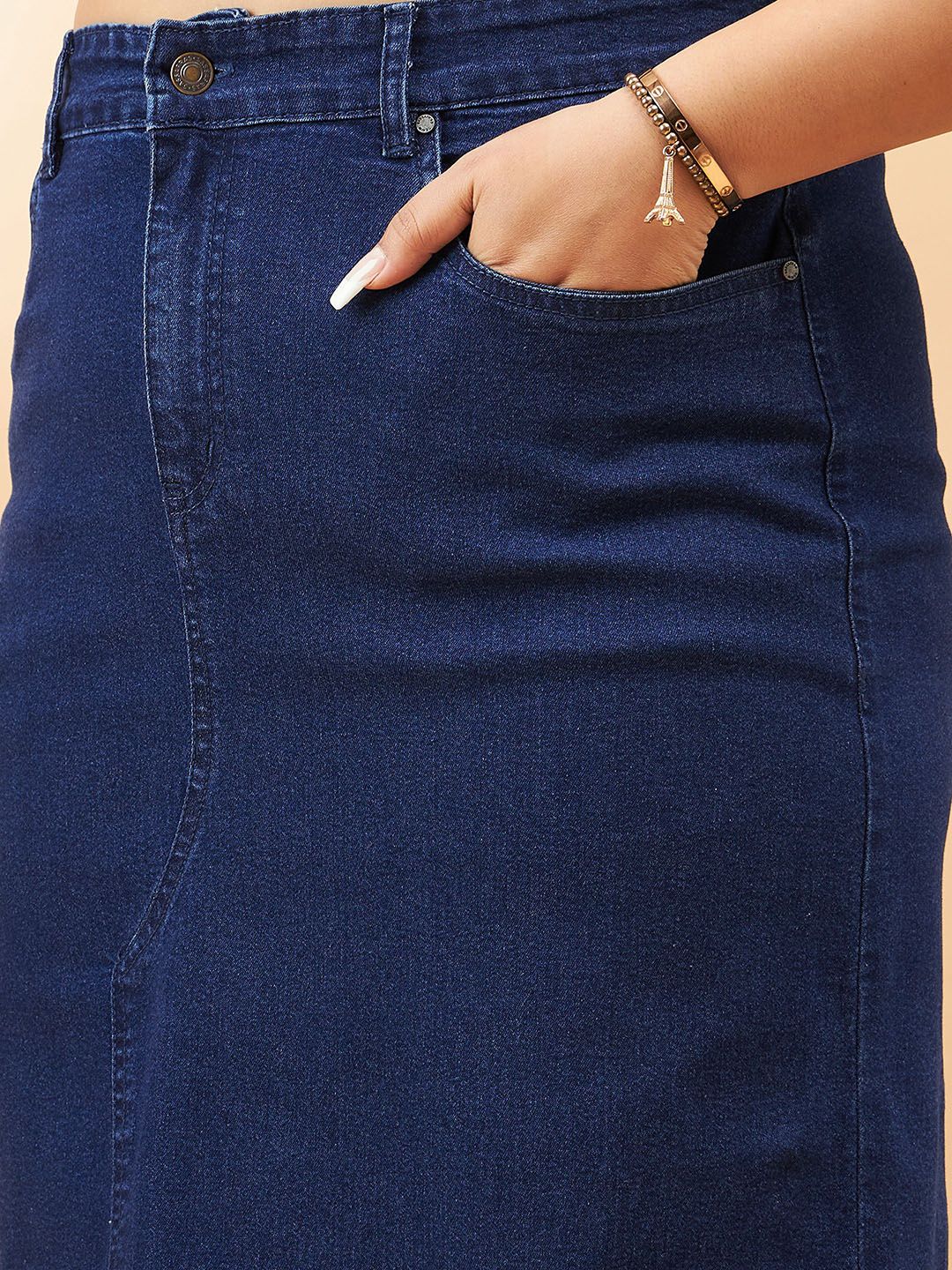 SASSAFRAS Curve Plus Size A-Line Midi Skirt