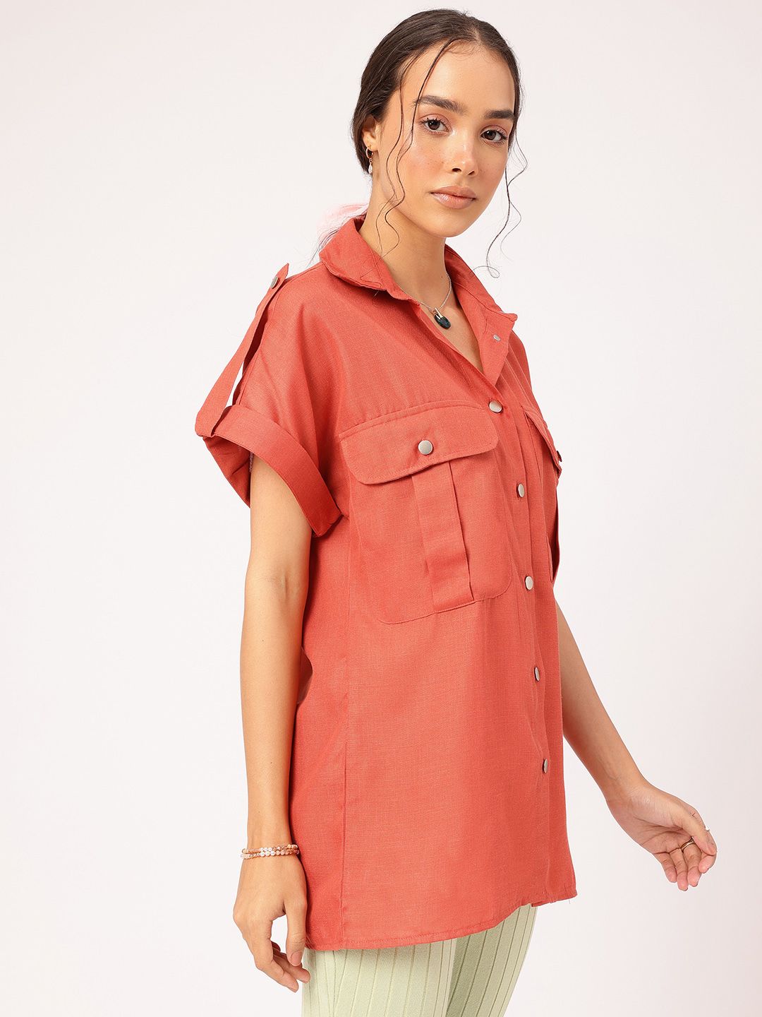 DressBerry Flex Pockets Roll-Up Sleeves Longline Shirt