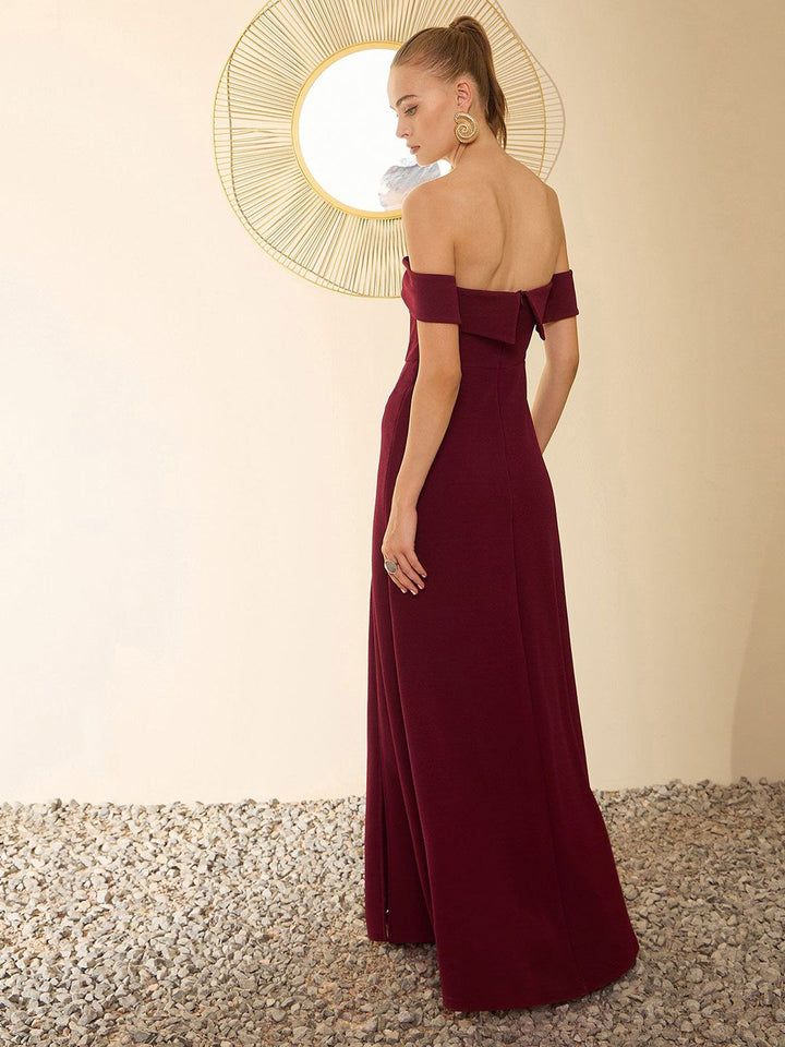 Berrylush Off-Shoulder Maxi Dress