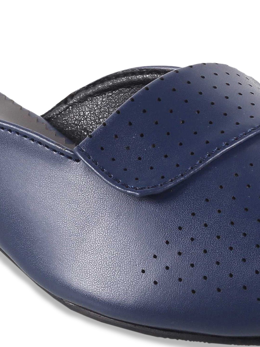 Metro Pointed Toe Block Mules