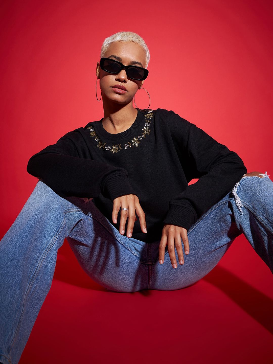 SASSAFRAS Black Embroidered Oversized Sweatshirt