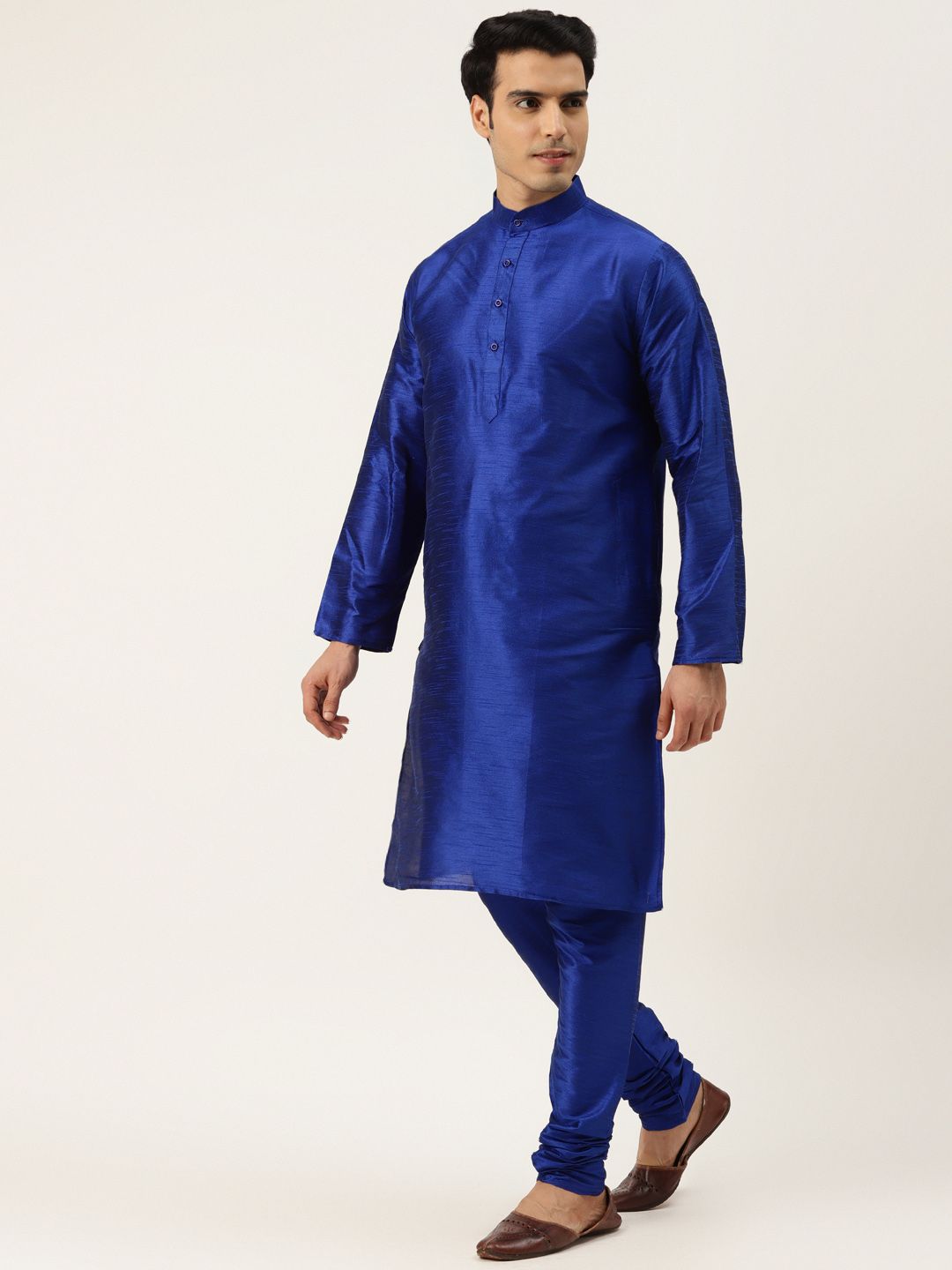 SOJANYA Men Blue Solid Kurta with Churidar & Jacket