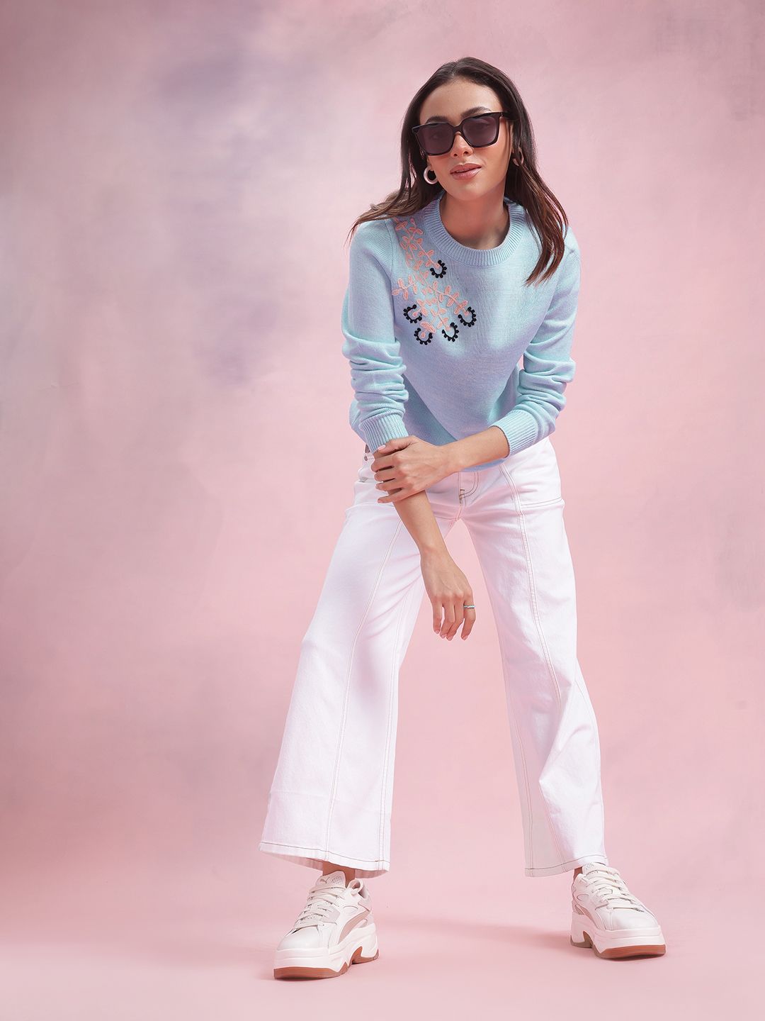 DressBerry Floral Embroidered Pullover