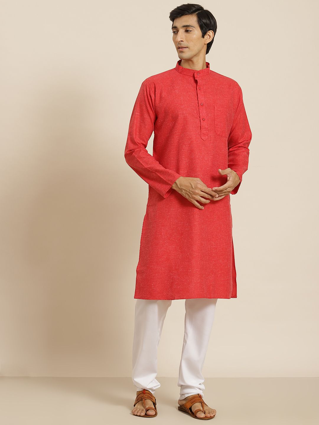 SOJANYA Men Red Solid Slub Effect Kurta
