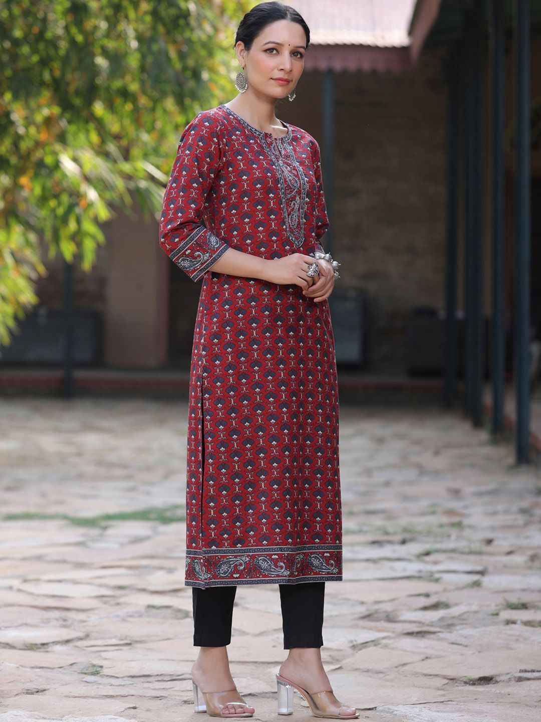 Rain & Rainbow Women Floral Printed Flared Sleeves Kurta