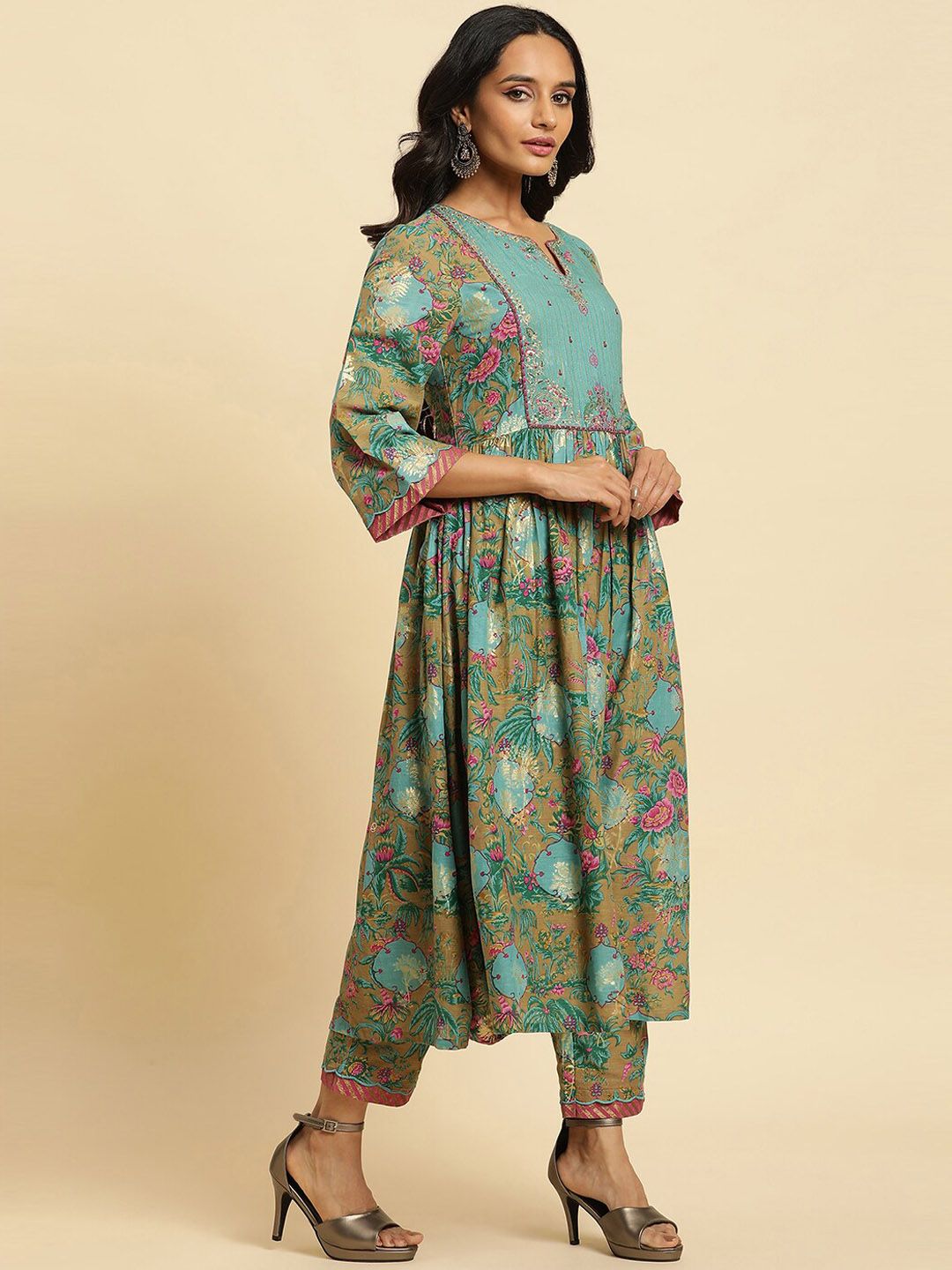 W Floral Print Cotton Kurta With Straight Pant & Dupatta