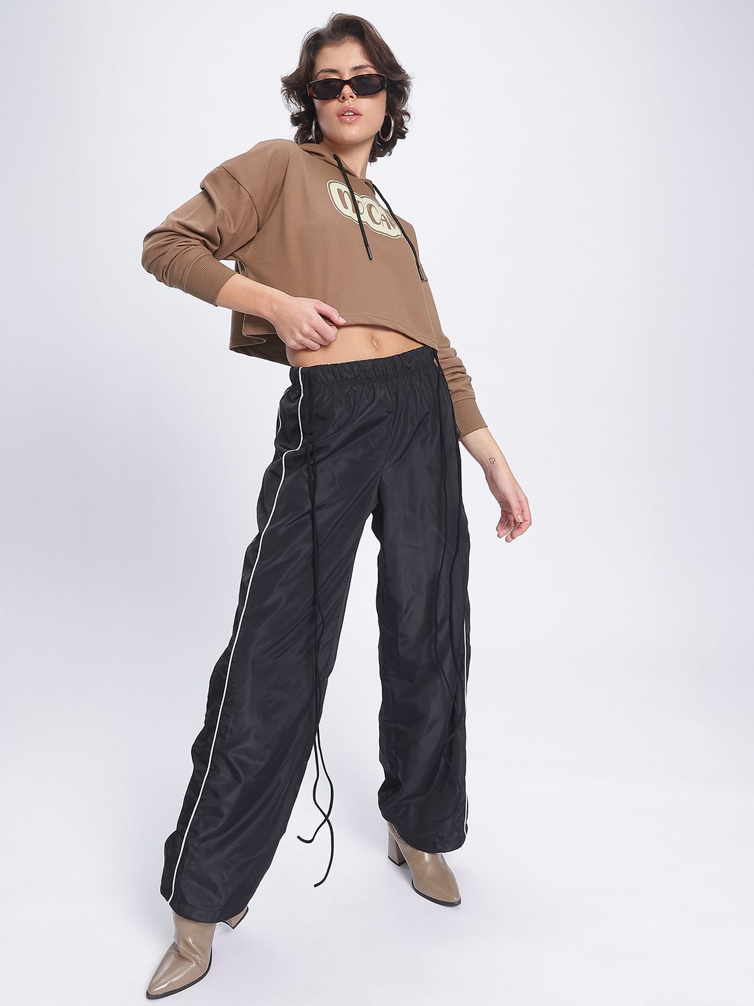DressBerry Printed Cropped Boxy Hooded Sweatshirt