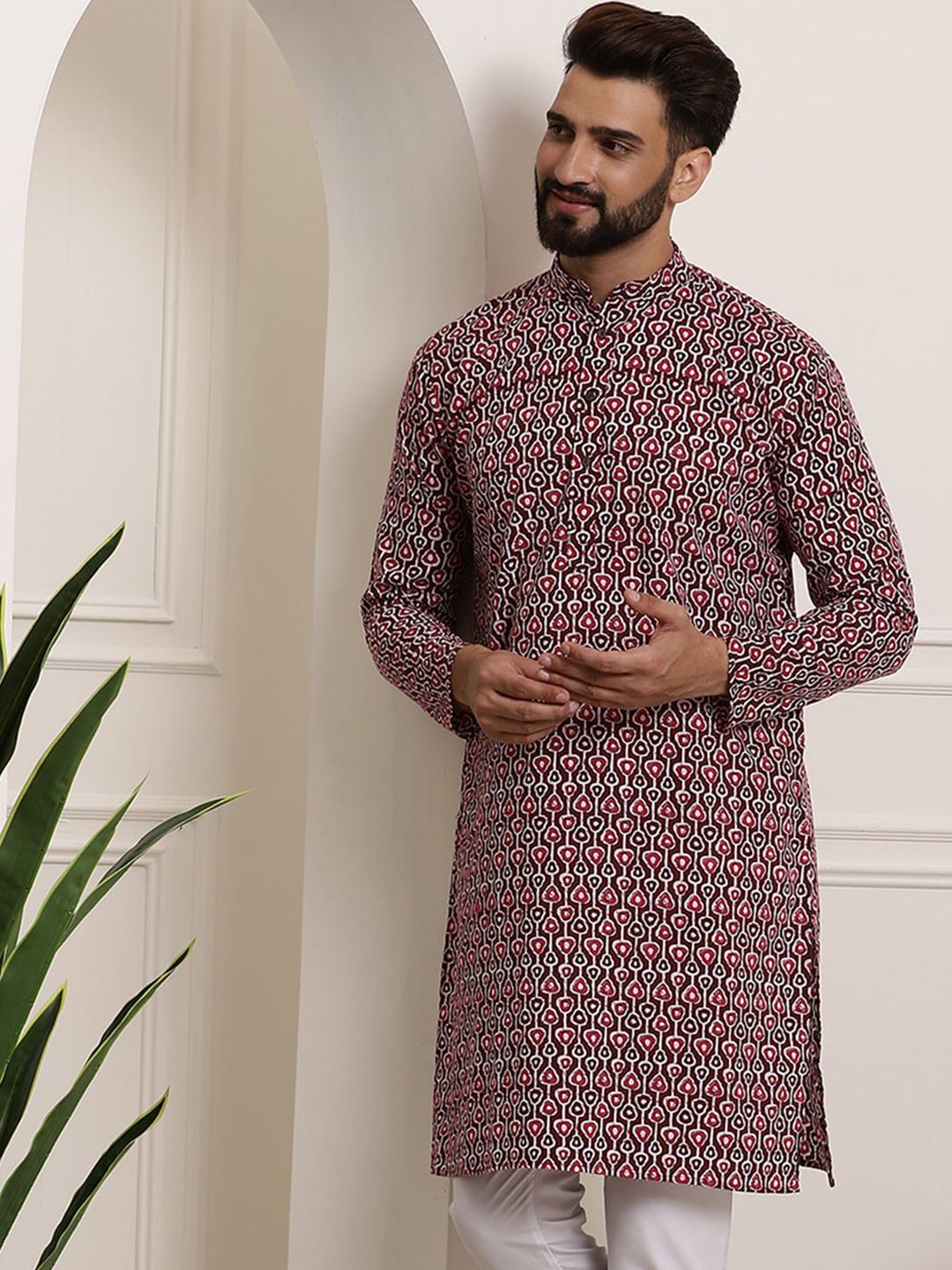 SOJANYA Geometric Printed Mandarin Collar Pure Cotton Kurta