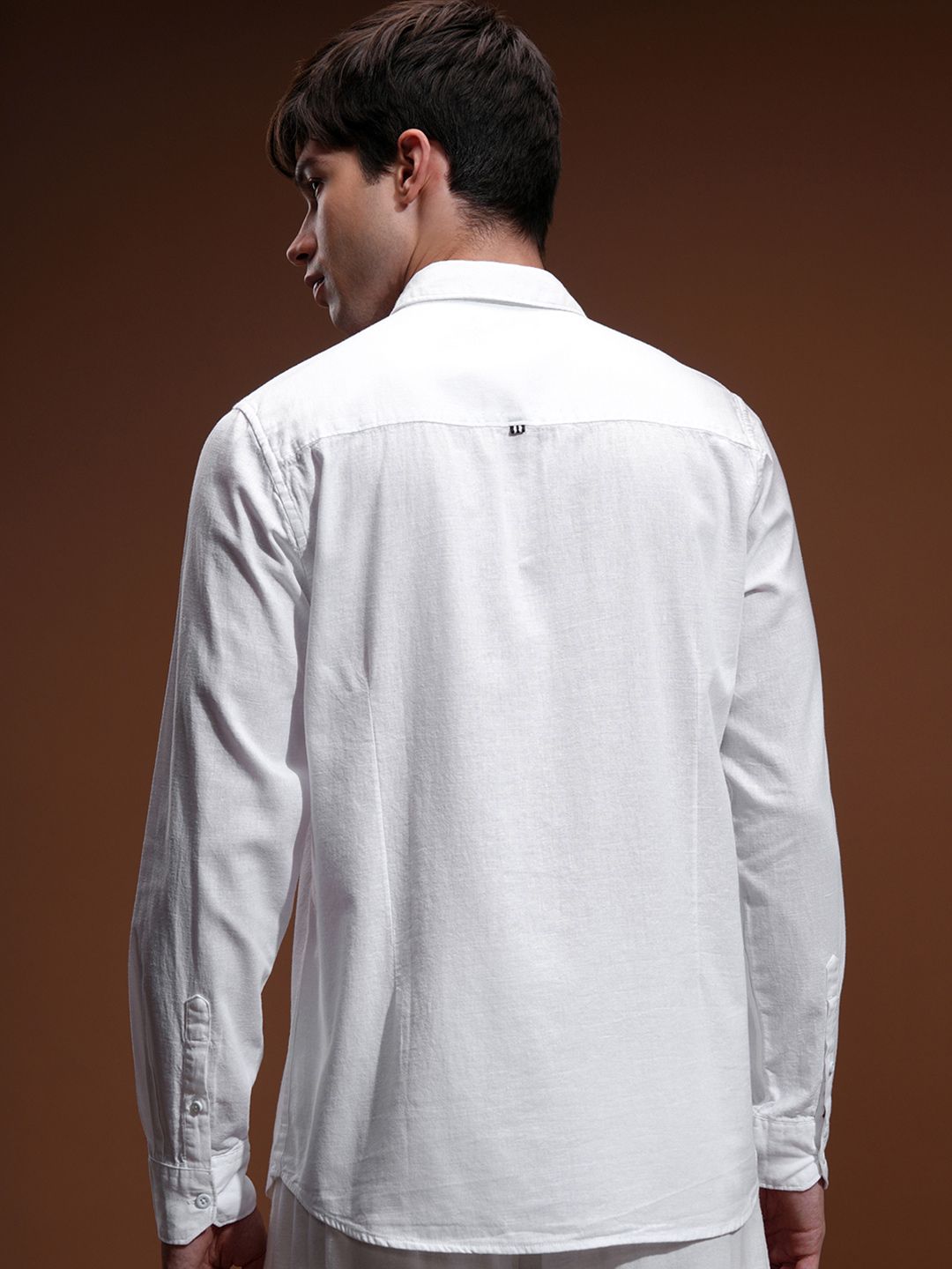 HIGHLANDER Men White Slim Fit Casual Shirt