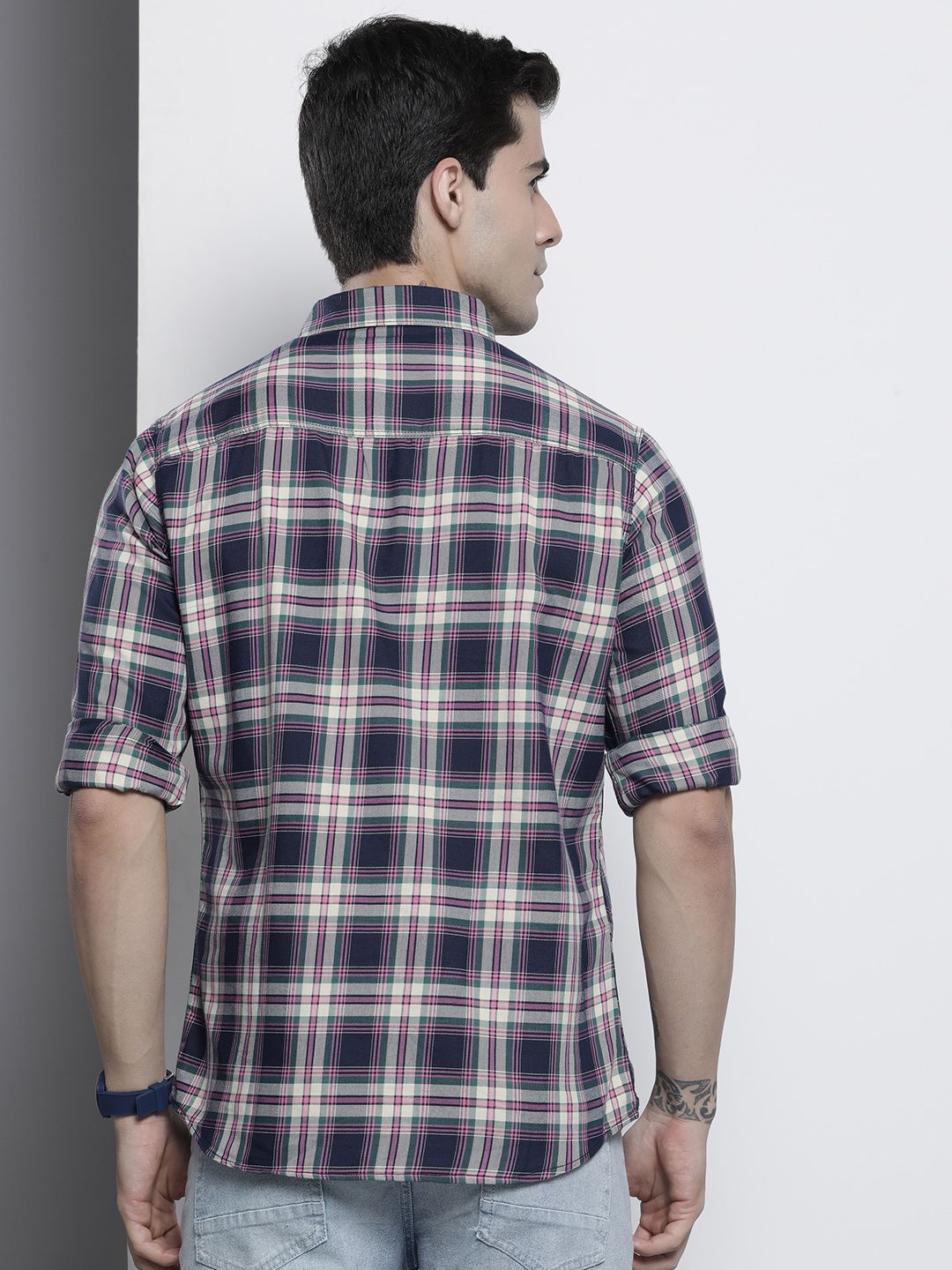 The Indian Garage Co Men Black Comfort Tartan Checked Casual Shirt