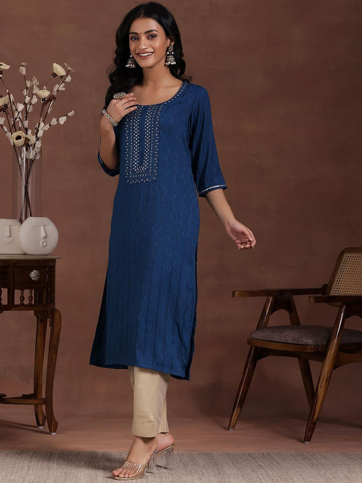 Libas Round Neck Ethnic Motifs Embroidered Dobby Straight Kurta