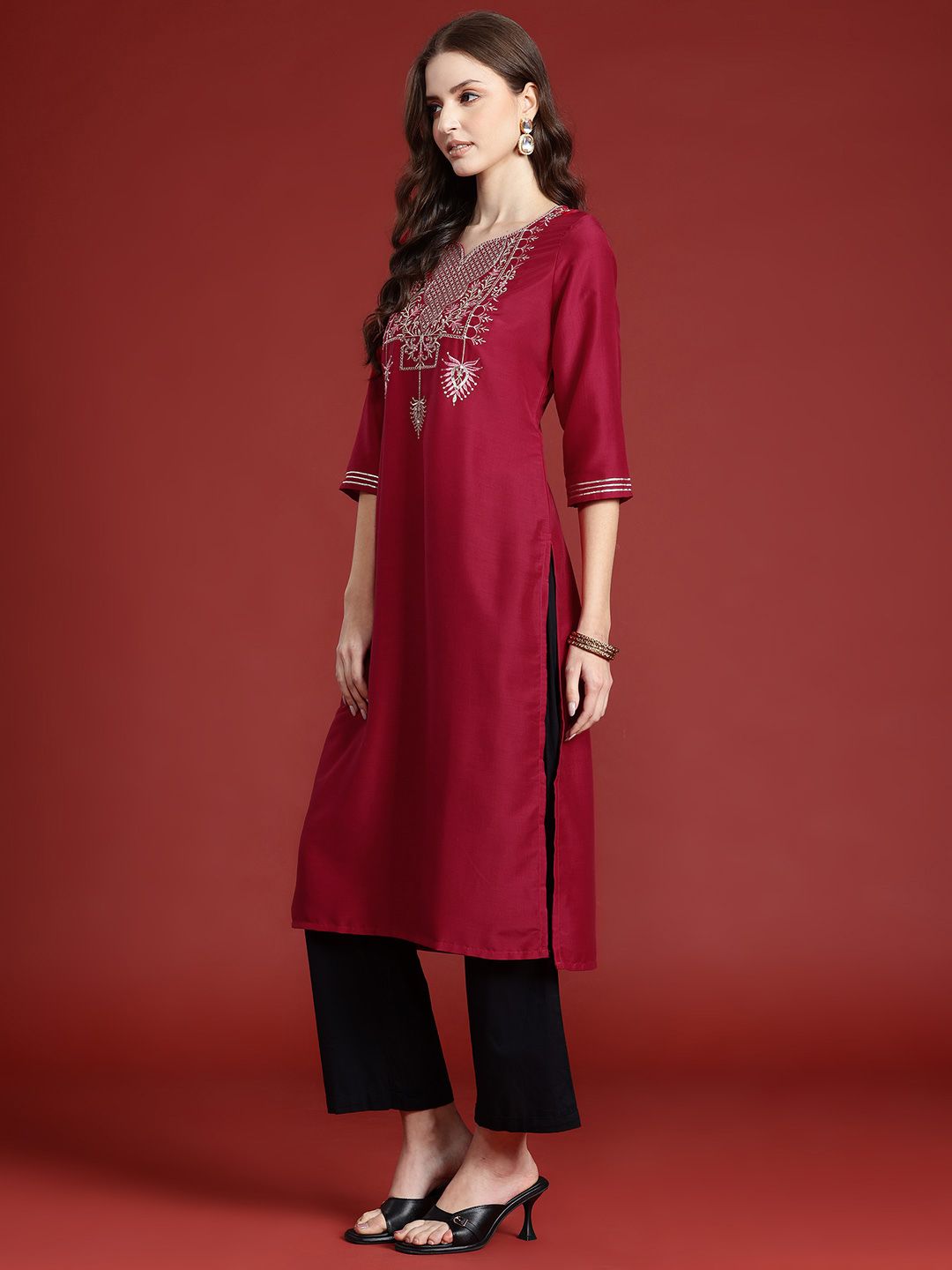 Anouk Ethnic Motifs Yoke Design Mukaish Kurta