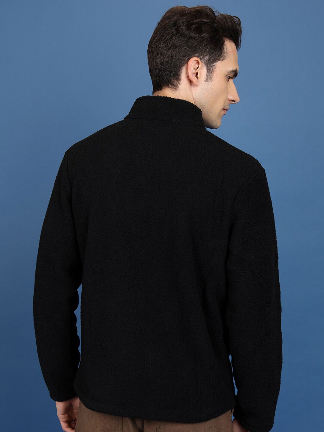 HIGHLANDER Black High Neck Long Sleeves Front-Open Sweatshirt