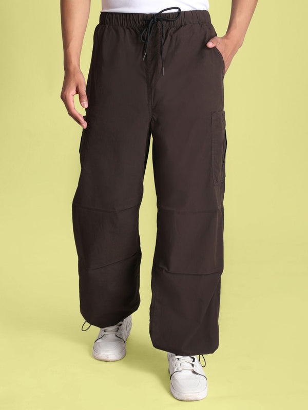 Bene Kleed Men Solid Classic Loose Fit Cargos Trousers