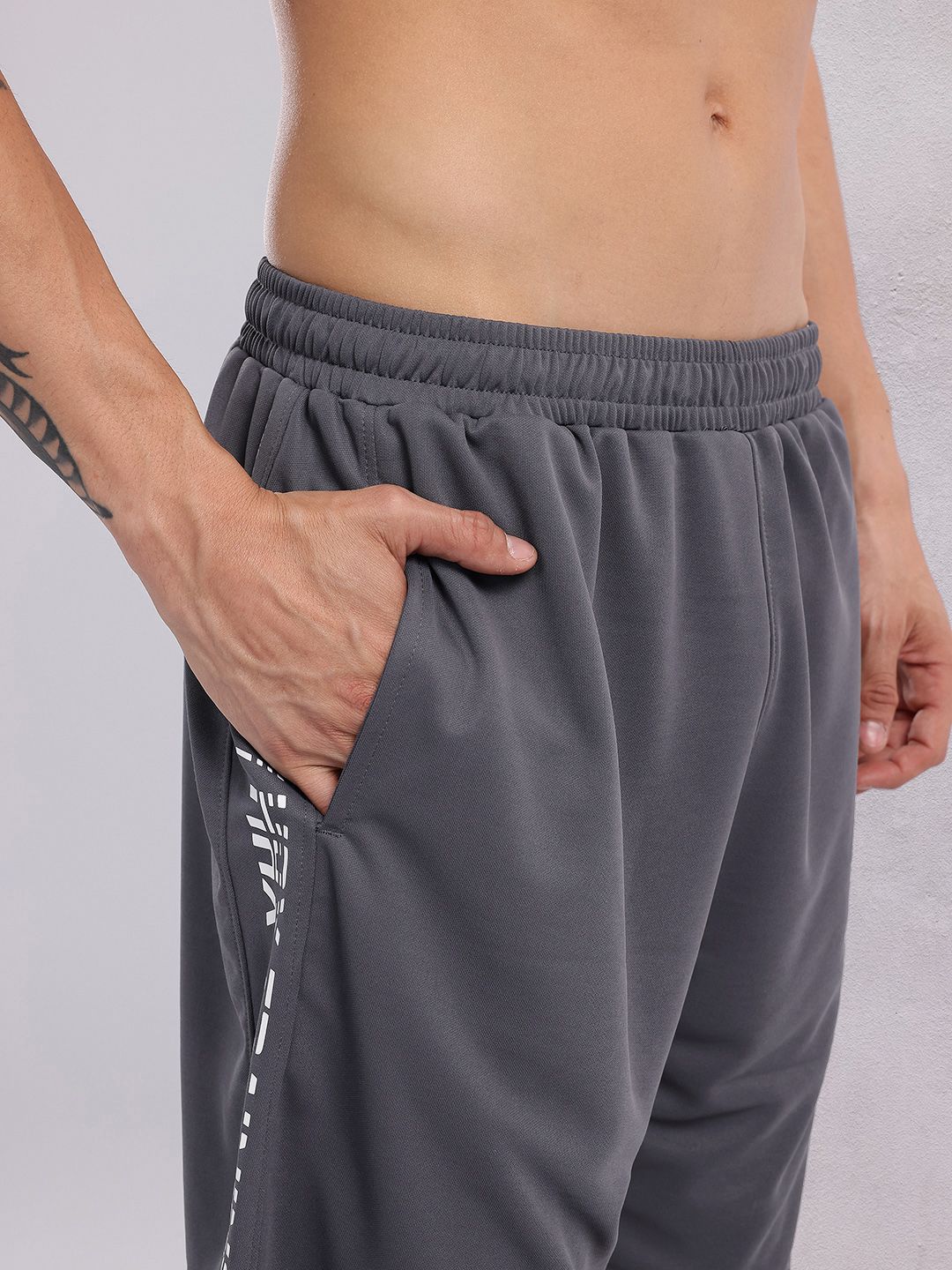 HRX by Hrithik Roshan Men Typography Print Training Shorts