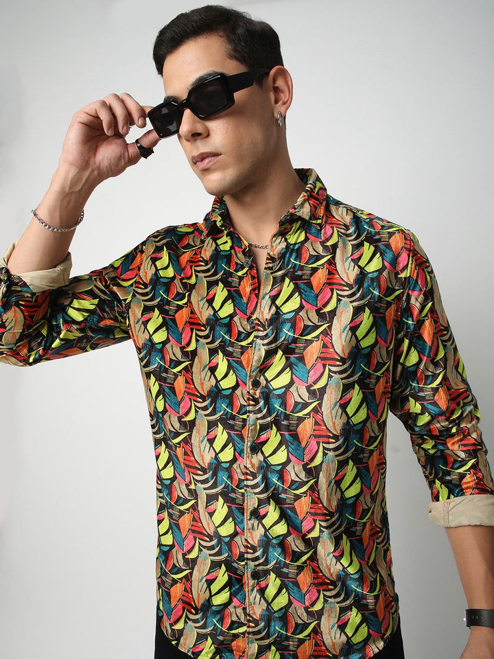 VASTRADO Men Classic Spread Collar Floral Printed Slim Fit Casual Shirt
