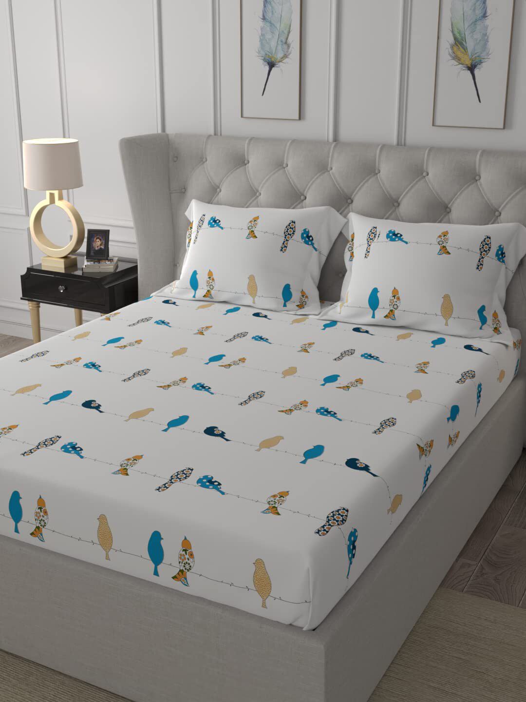 URBAN SPACE White & Blue 144 TC Cotton Queen Bedsheet with 2 Pillow Covers