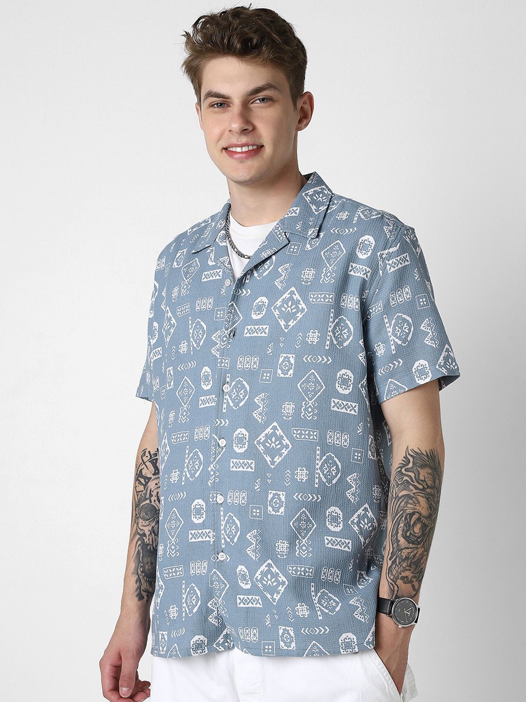 VASTRADO Men Classic Opaque Printed Casual Shirt