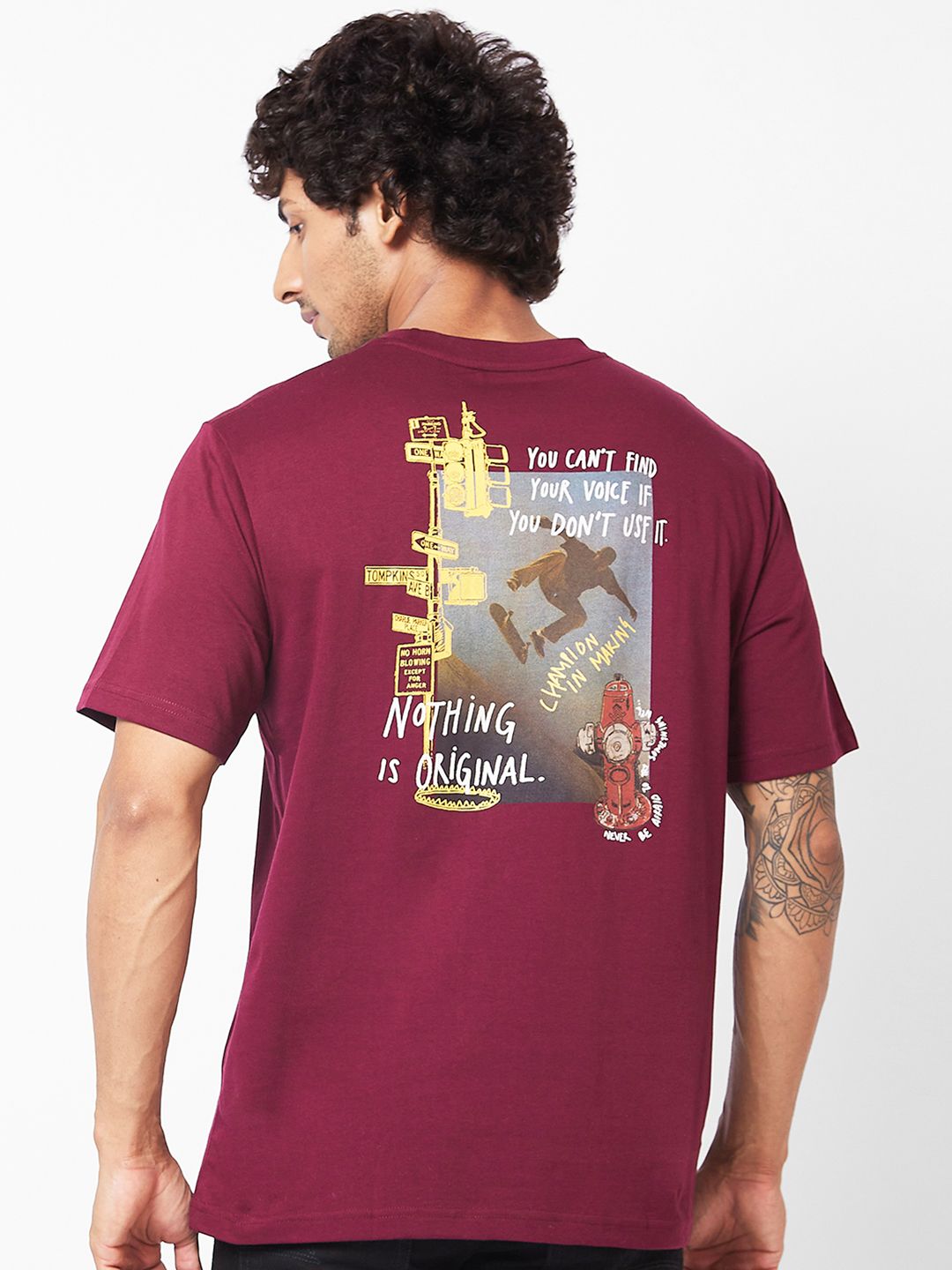 SPYKAR Graphic Printed Relaxed Fit Drop-Shoulder Sleeves Casual T-shirt
